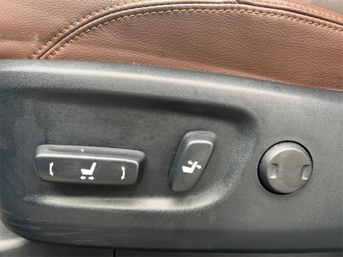 Used 2023 Toyota 4Runner Limited image 17