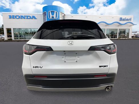New 2026 Honda HR-V Sport image 4