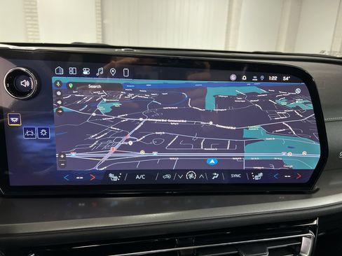 New 2026 Chevrolet Traverse LT w/ Sun and Wheel Package FWD image 50