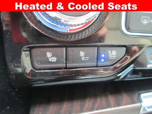 Used 2021 GMC Yukon XL Denali w/ Denali Ultimate Package AWD/4WD image 20