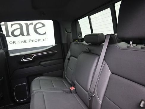 Used 2023 Chevrolet Silverado 1500 LT AWD/4WD image 20