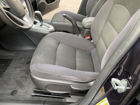 Used 2014 Chevrolet Cruze LT w/ RS Package image 23