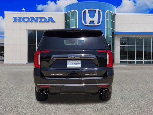 Used 2023 GMC Yukon Denali Ultimate AWD/4WD image 4
