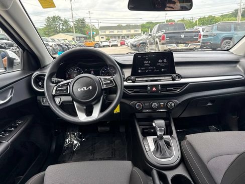Used 2023 Kia Forte Sedan FWD image 18