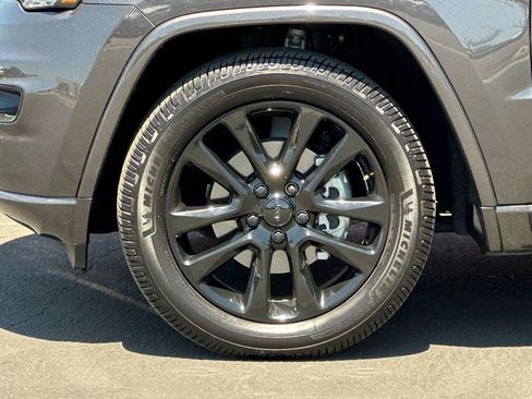 Used 2020 Jeep Grand Cherokee Altitude RWD image 26