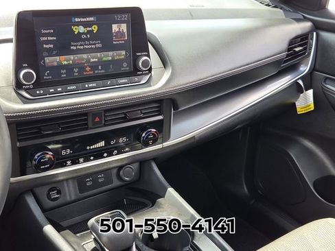 Used 2026 Nissan Rogue SV FWD image 25