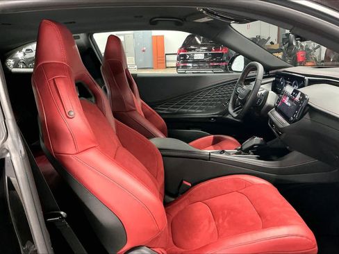 Used 2025 Dodge Charger Scat Pack w/ Track Pack image 10