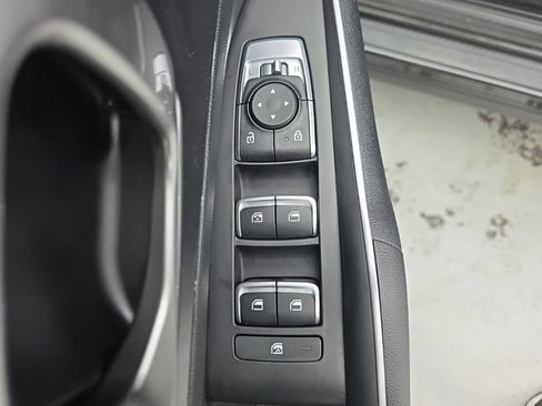 Used 2021 Kia Sorento LX AWD/4WD image 15