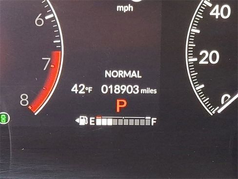 Used 2025 Honda HR-V EX-L image 21