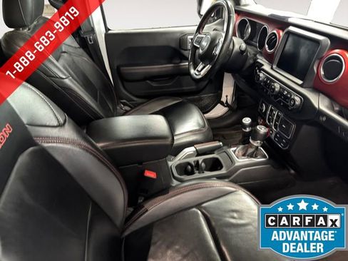 Used 2018 Jeep Wrangler Unlimited Rubicon w/ Uconnect 4C Nav & Sound Group AWD/4WD image 5