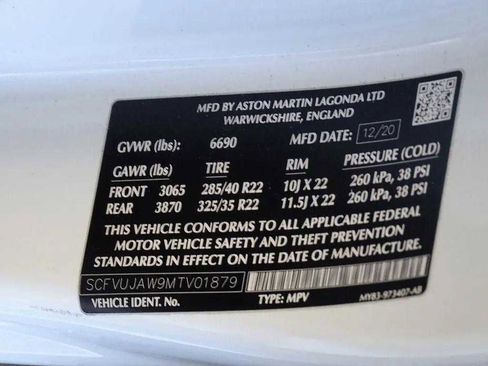 Used 2021 Aston Martin DBX image 33