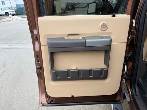 Used 2012 Ford F350 Lariat w/ Lariat Interior Pkg image 23