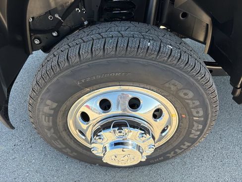 New 2026 RAM 3500 Longhorn AWD/4WD image 13
