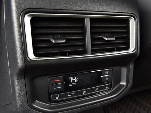 Certified 2025 Volkswagen Atlas SEL Premium R-Line AWD/4WD image 23