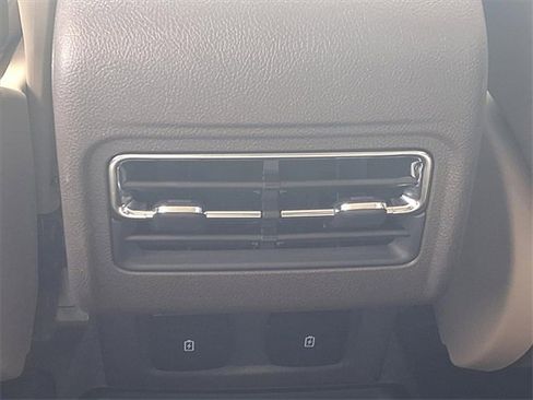 Certified 2024 Lincoln Corsair AWD w/ Equipment Group 101A image 10