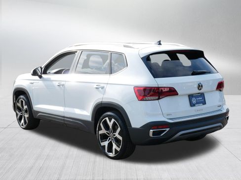 Certified 2023 Volkswagen Taos SEL AWD/4WD image 5