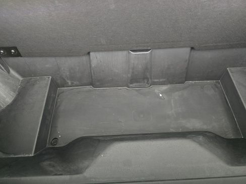 Used 2022 Rivian R1T Adventure image 33