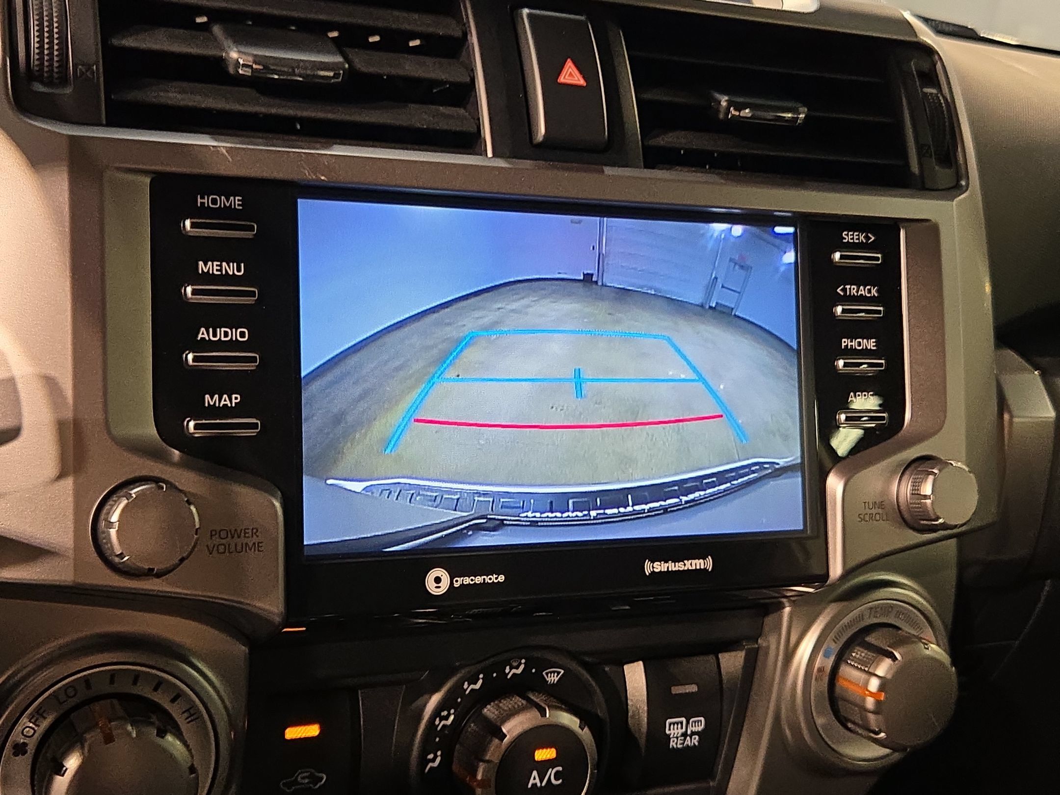 Used 2023 Toyota 4Runner SR5 AWD/4WD image 31
