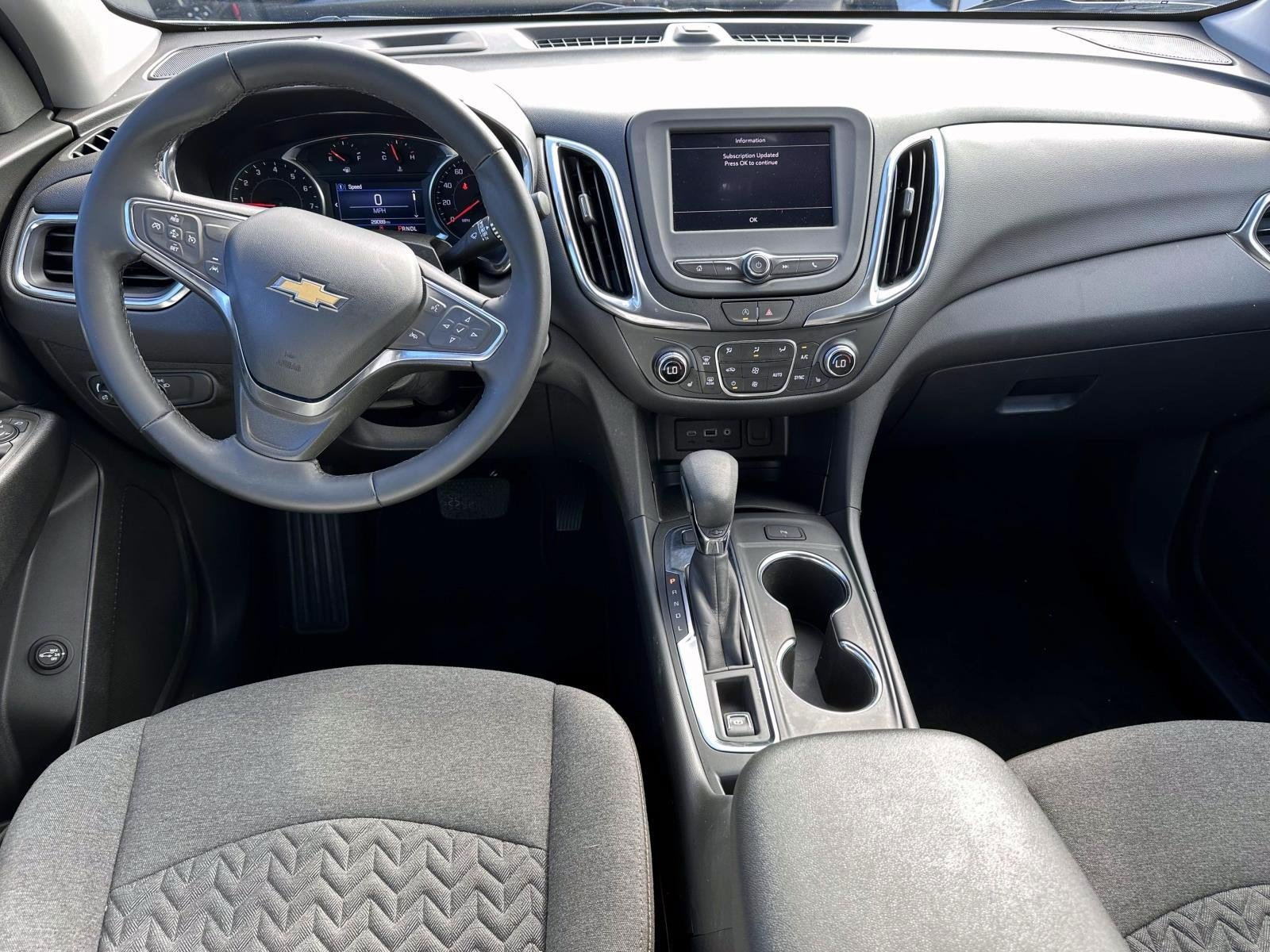 Used 2024 Chevrolet Equinox LT AWD/4WD image 15