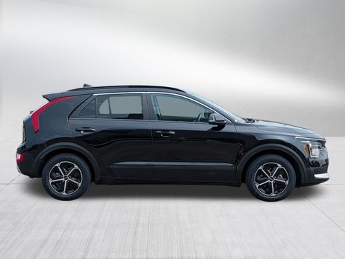 Certified 2024 Kia Niro EX w/ EX Cold Weather Package FWD image 6