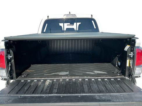 Used 2021 Toyota Tacoma TRD Sport w/ Blackout Package (TMS) AWD/4WD image 24