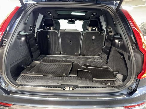Used 2023 Volvo XC90 B6 Ultimate w/ Protection Package Premier AWD/4WD image 17