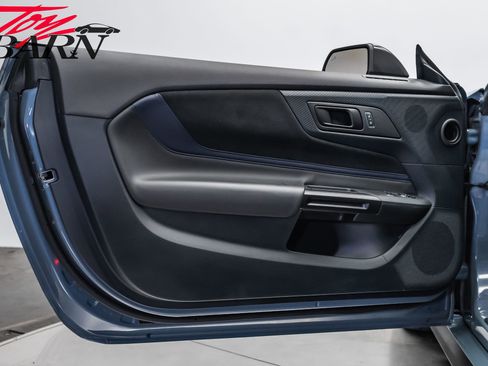 Used 2024 Ford Mustang Dark Horse image 18