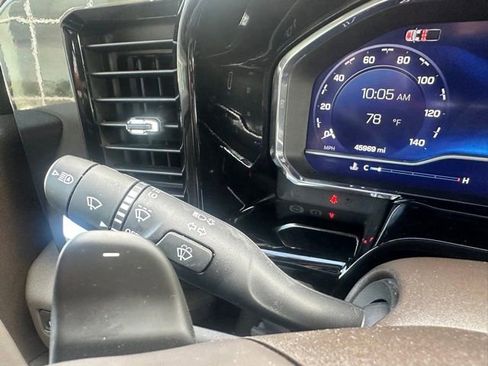 Used 2024 Chevrolet Silverado 1500 LTZ image 14