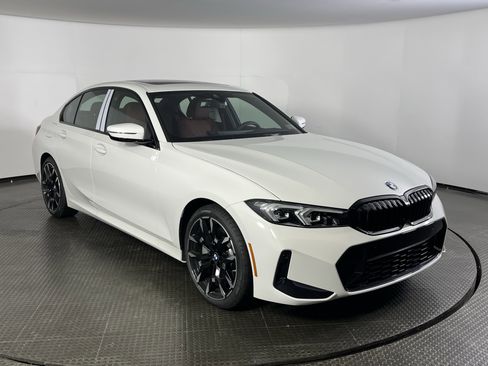 New 2026 BMW 330i xDrive Sedan w/ M Sport Package image 5