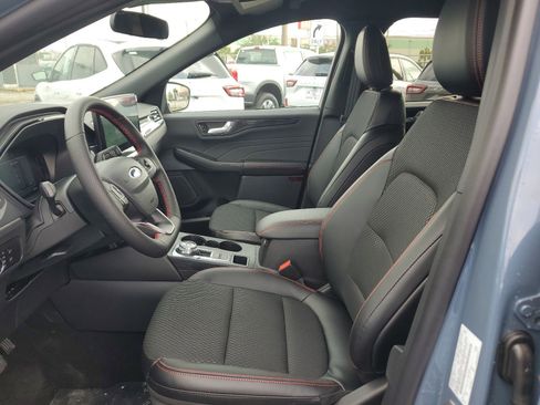 New 2025 Ford Escape ST-Line w/ Equipment Group 301A image 11
