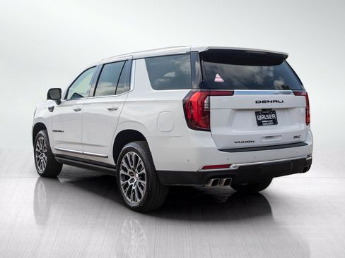 Used 2025 GMC Yukon Denali w/ Denali Reserve Package AWD/4WD image 3