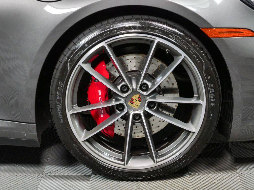 Certified 2023 Porsche 911 Carrera S RWD image 32