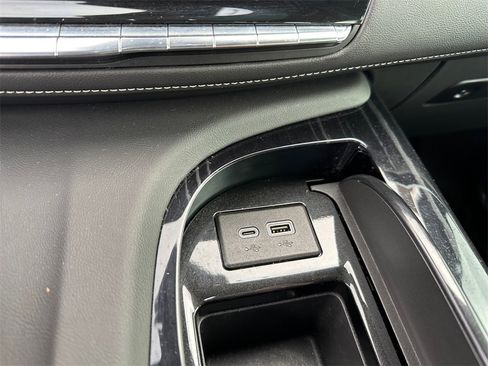 Used 2024 Cadillac Escalade ESV Sport w/ LPO, ONYX Package image 27