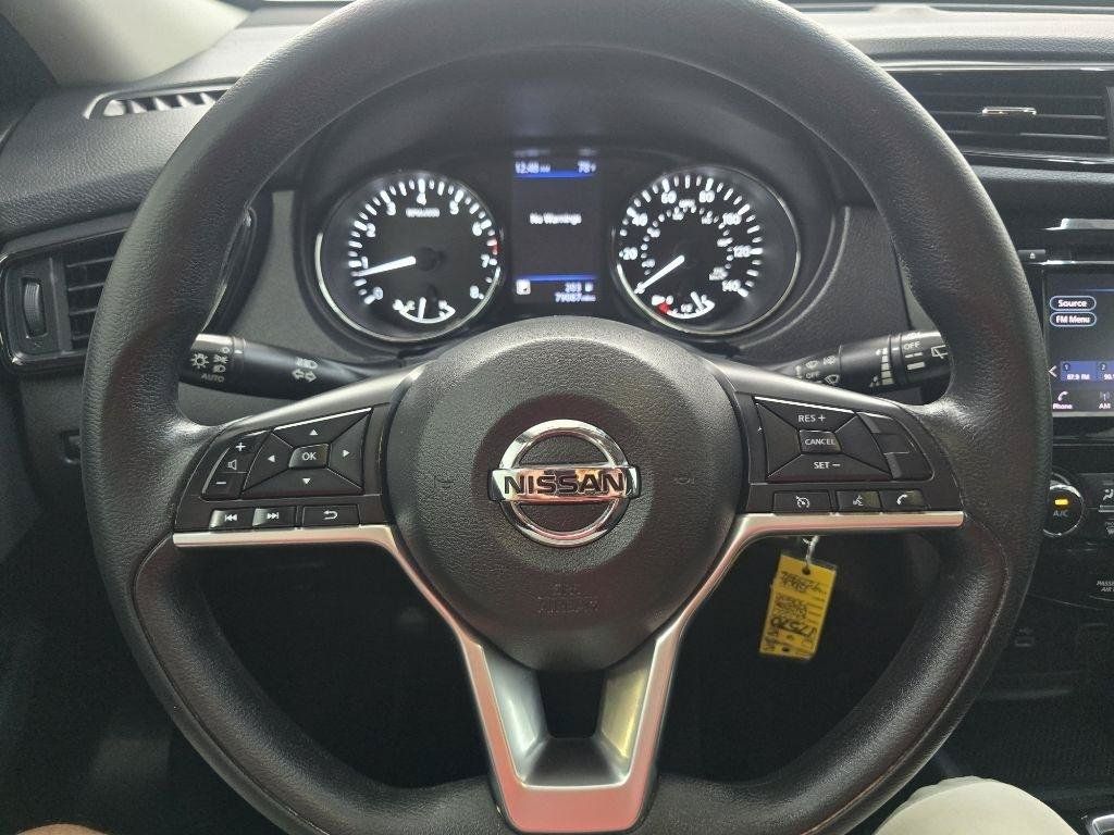 Used 2020 Nissan Rogue S FWD image 25