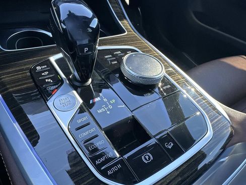 Used 2020 BMW X5 M50i w/ Executive Package image 17