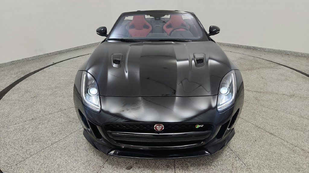 Used 2017 Jaguar F-TYPE R AWD/4WD image 10