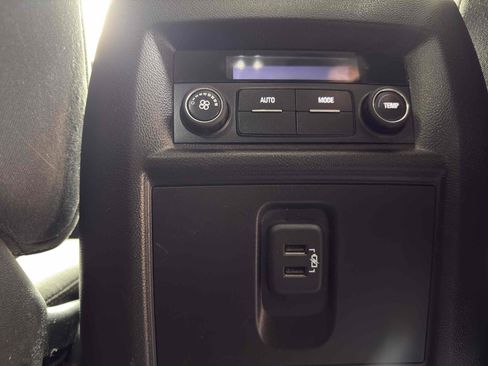 Used 2020 Chevrolet Traverse LS image 59