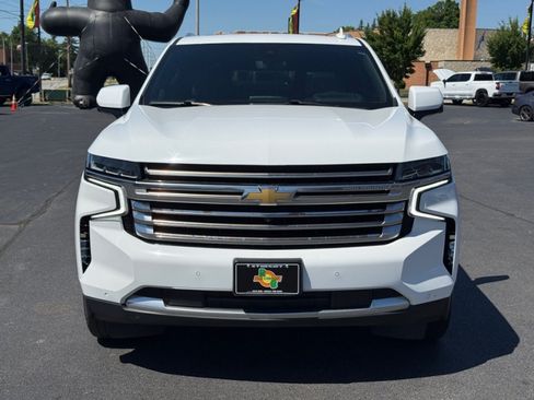 Used 2021 Chevrolet Suburban High Country AWD/4WD image 3