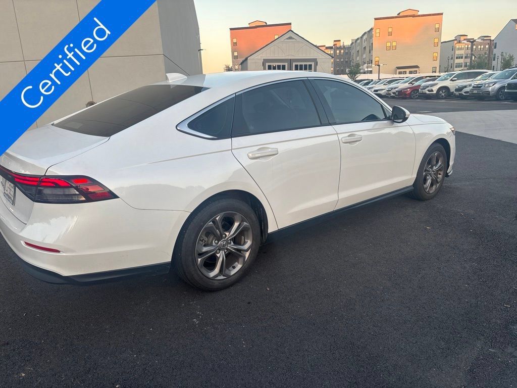 Used 2024 Honda Accord EX image 5