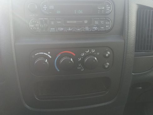 Used 2002 Dodge Ram 1500 Truck SLT image 11