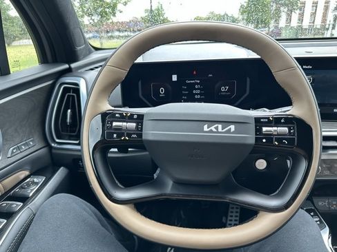 New 2026 Kia Sorento SX Prestige w/ Olive Brown Leather Package image 36