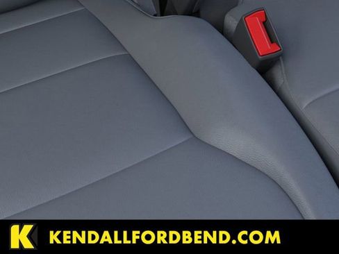 New 2025 Ford F550 4x4 Regular Cab Super Duty image 9