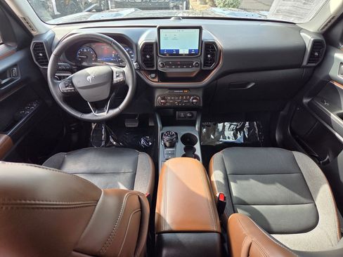 Used 2021 Ford Bronco Sport Outer Banks image 16