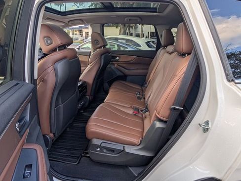 Used 2024 Acura MDX FWD w/ Technology Package image 11