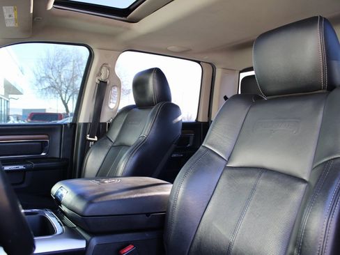 Used 2018 RAM 1500 Laramie w/ Convenience Group image 15