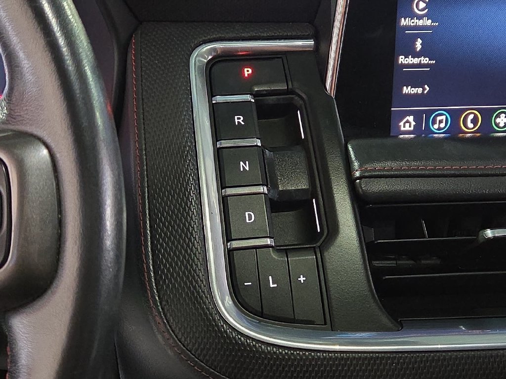 Used 2021 Chevrolet Suburban RST RWD image 26