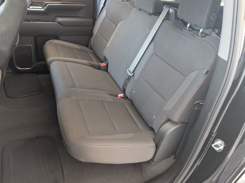 Used 2024 Chevrolet Silverado 1500 LT image 17