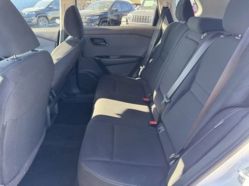 Used 2023 Nissan Rogue S image 12