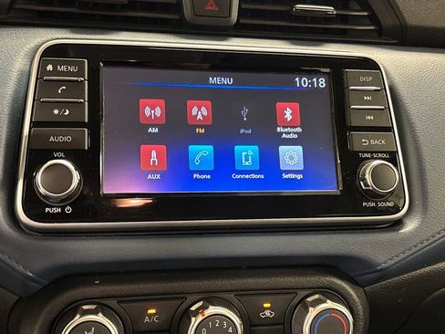 Used 2025 Nissan Versa SV image 36