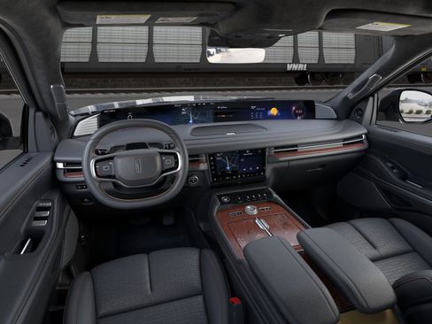 New 2026 Lincoln Navigator L Black Label AWD/4WD image 9